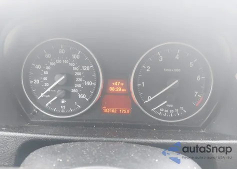 2013 BMW X1 Sdrive28I z USA, uszkodzony, nr VIN WBAVM1C58DVW44813